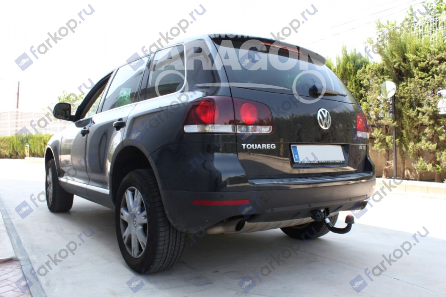 Фаркоп Aragon для Volkswagen Touareg 2003-2010 E6710AA в 